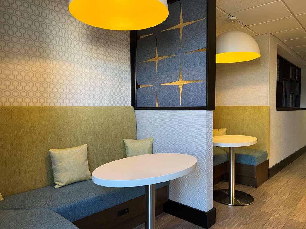 Hampton Inn Каммінґ Інтер'єр фото