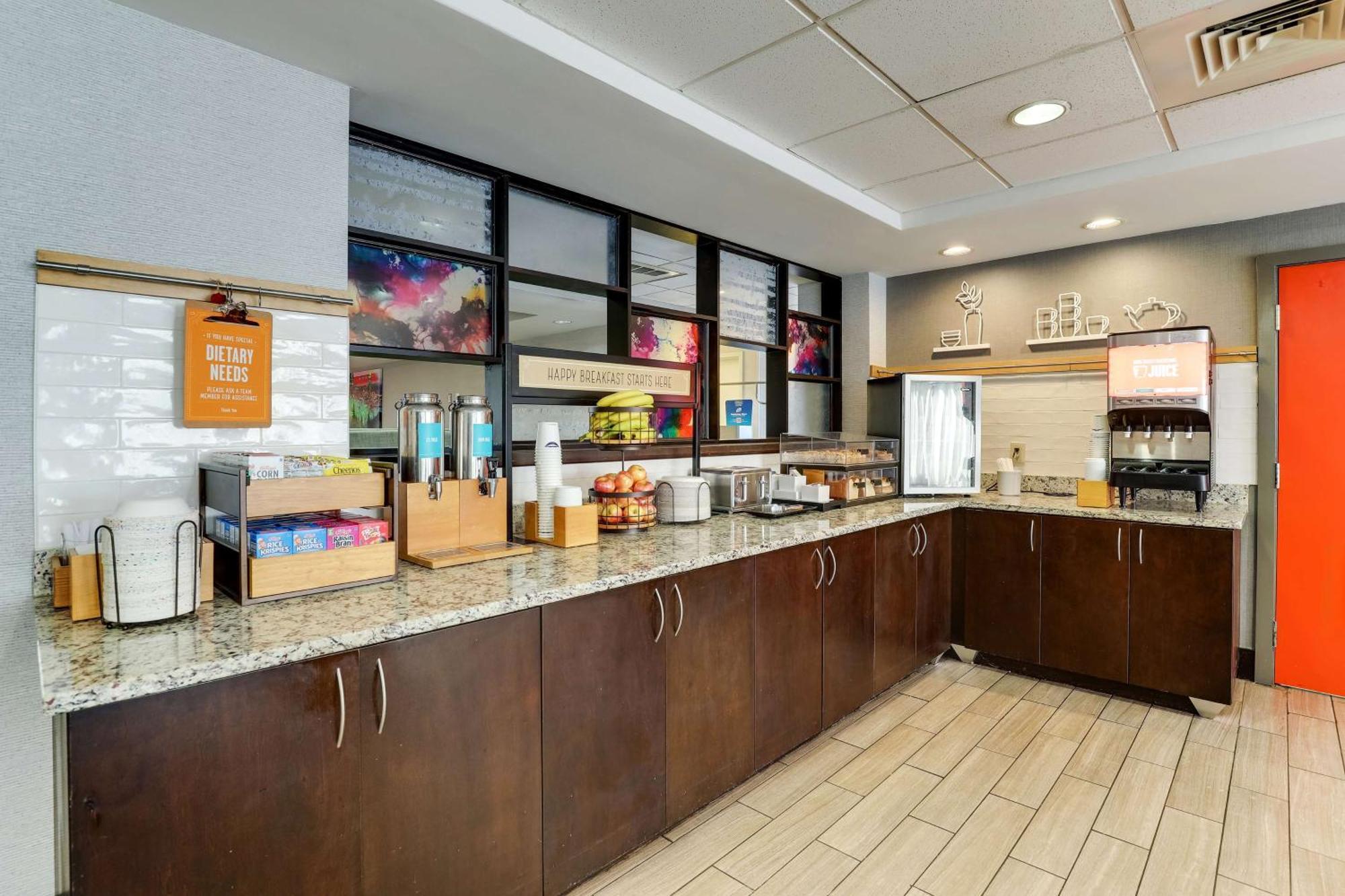 Hampton Inn Каммінґ Екстер'єр фото