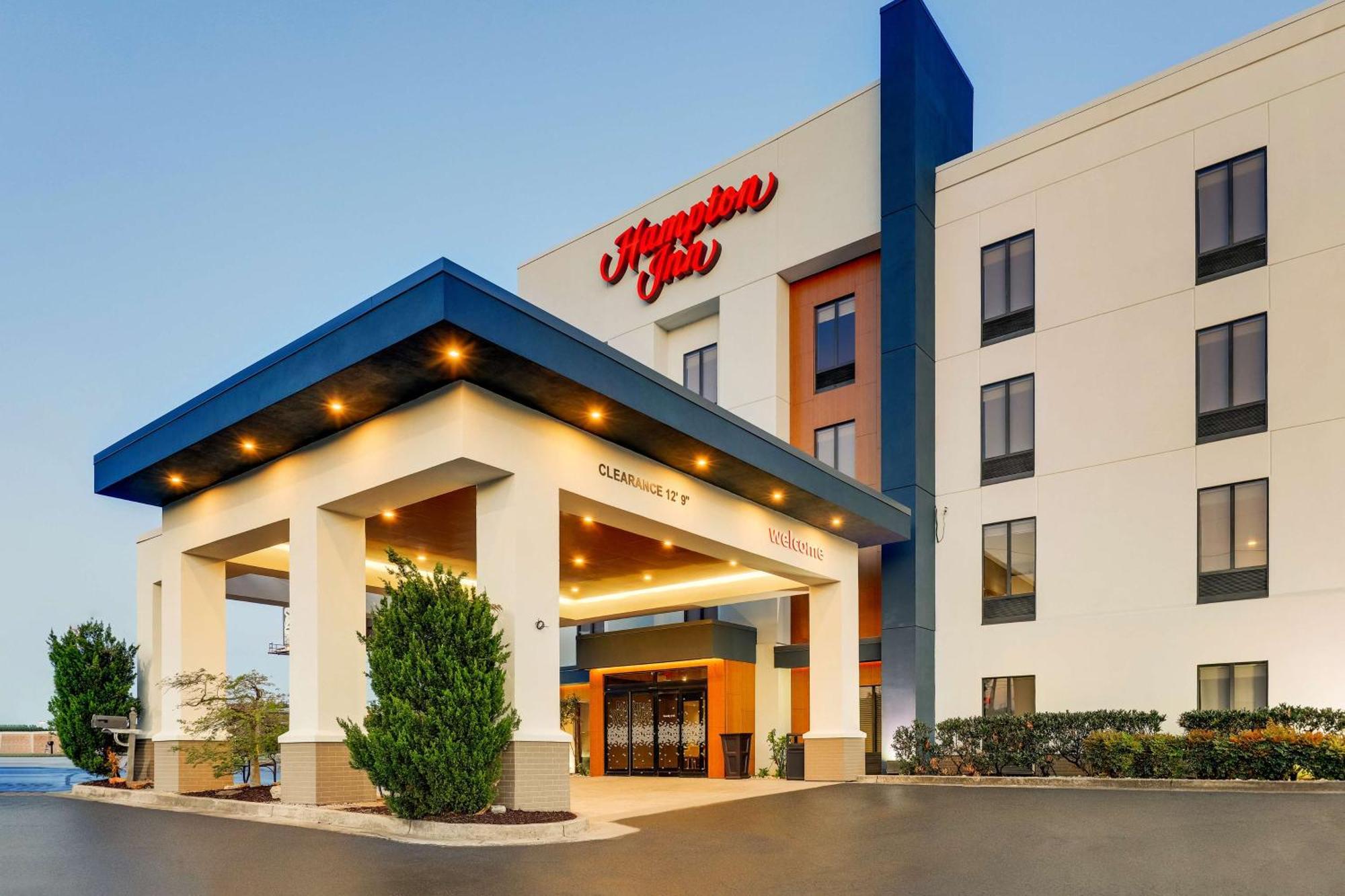 Hampton Inn Каммінґ Екстер'єр фото